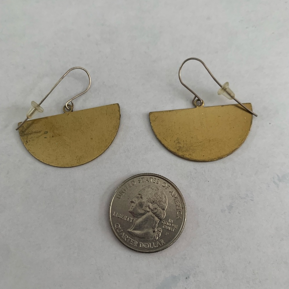 Striking Asian-inspired earrings from an art & craft gallery in Wellfleet, Mass - Picture 3 of 4